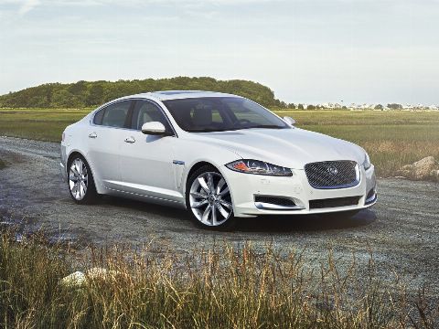XF I Рестайлинг седан