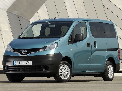 NV200  минивэн