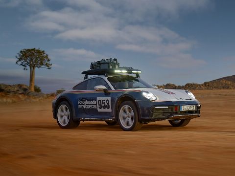 911 VIII (992) купе Dakar