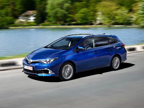 Auris II Рестайлинг универсал 5 дв.
